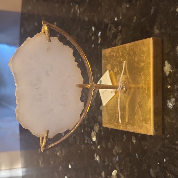 Creative co-op decorative Agate Stone slice on metal stand - Picture 5 of 5